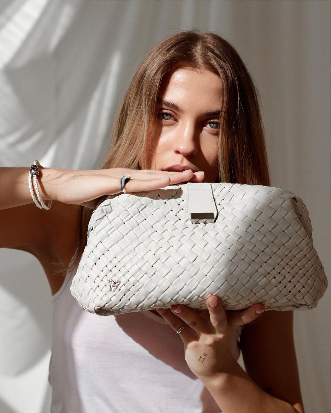 Ghibli 4939 - Calfskin Clutch Bag (color black) - Mamaladen GmbH