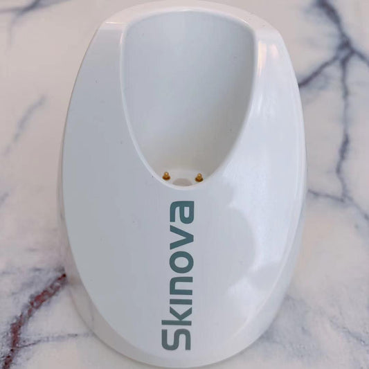 SKINOVA® Ladestation mit Netzteil