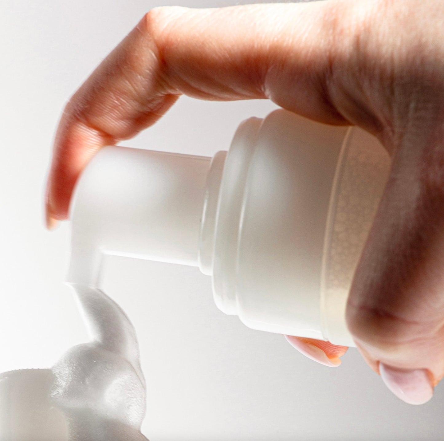 Micro Foam Cleanser Sensitive (ohne Duft) 200ml x 6 (buy 6 get 1 for free)